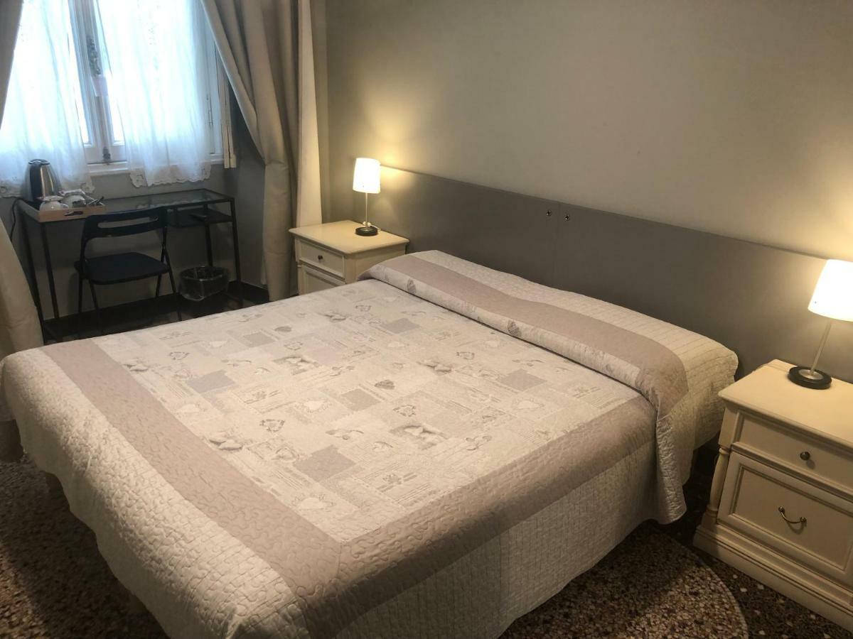 Check-Inn Rooms Genova Centro Ngoại thất bức ảnh