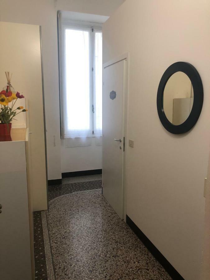 Check-Inn Rooms Genova Centro Ngoại thất bức ảnh