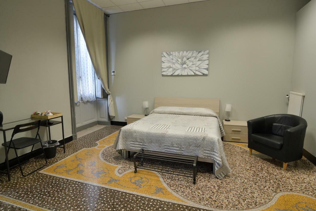 Check-Inn Rooms Genova Centro Ngoại thất bức ảnh