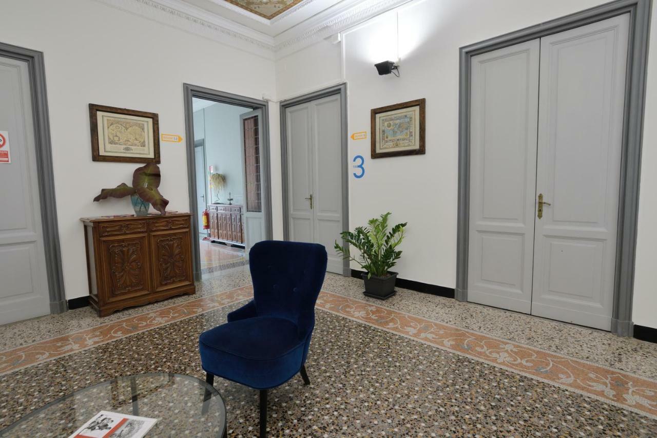 Check-Inn Rooms Genova Centro Ngoại thất bức ảnh